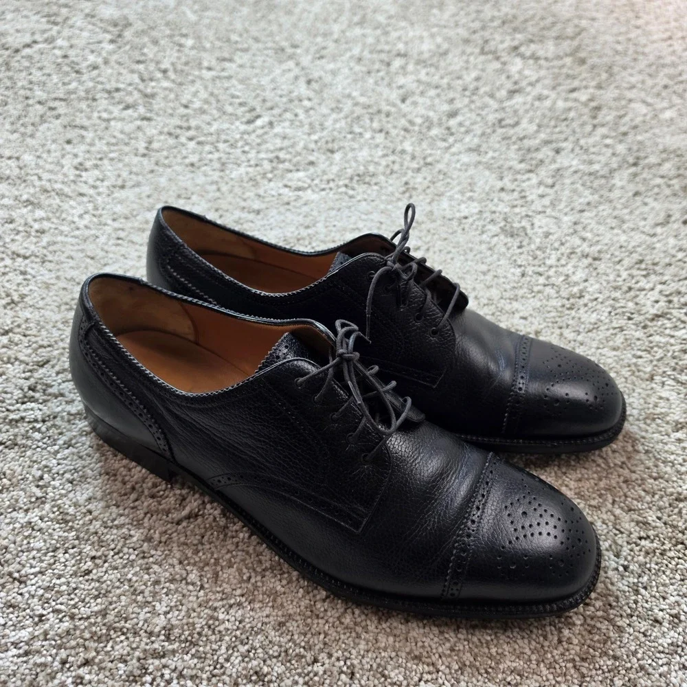 Salvatore Ferragamo Mens 12 D Black Pebbled Leather Cap Toe Brogue Oxford Italy
